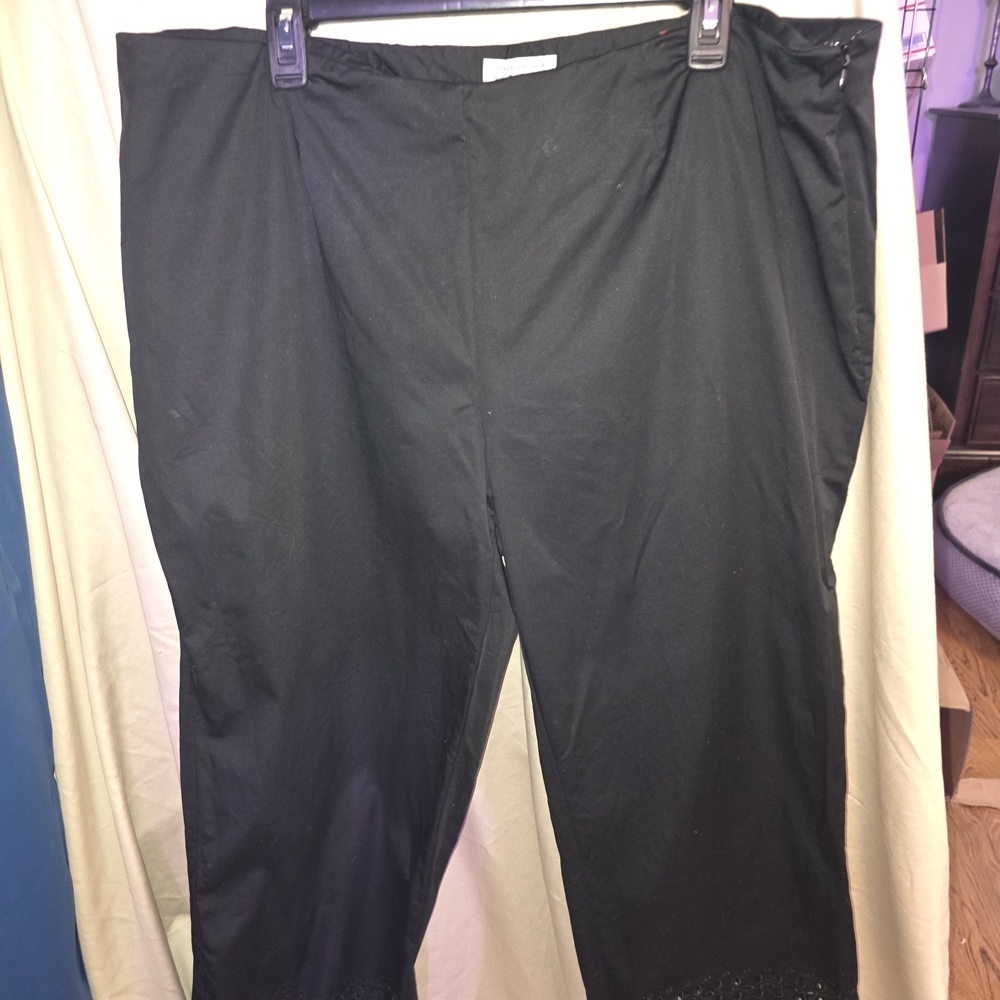 Charter Club Black Capri Pants With Eyelet Trim 18W